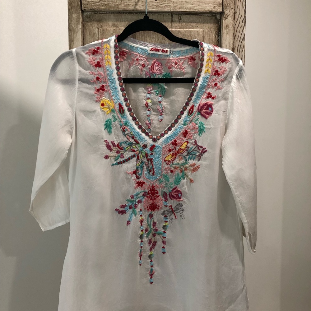 Like New! Super Cute! Johnny Was Embroidered V-Neck Tunic